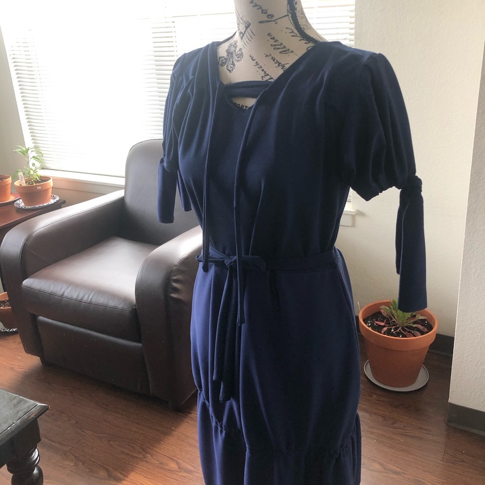 Riptide Ruffle Dress - Picture 2 of 3